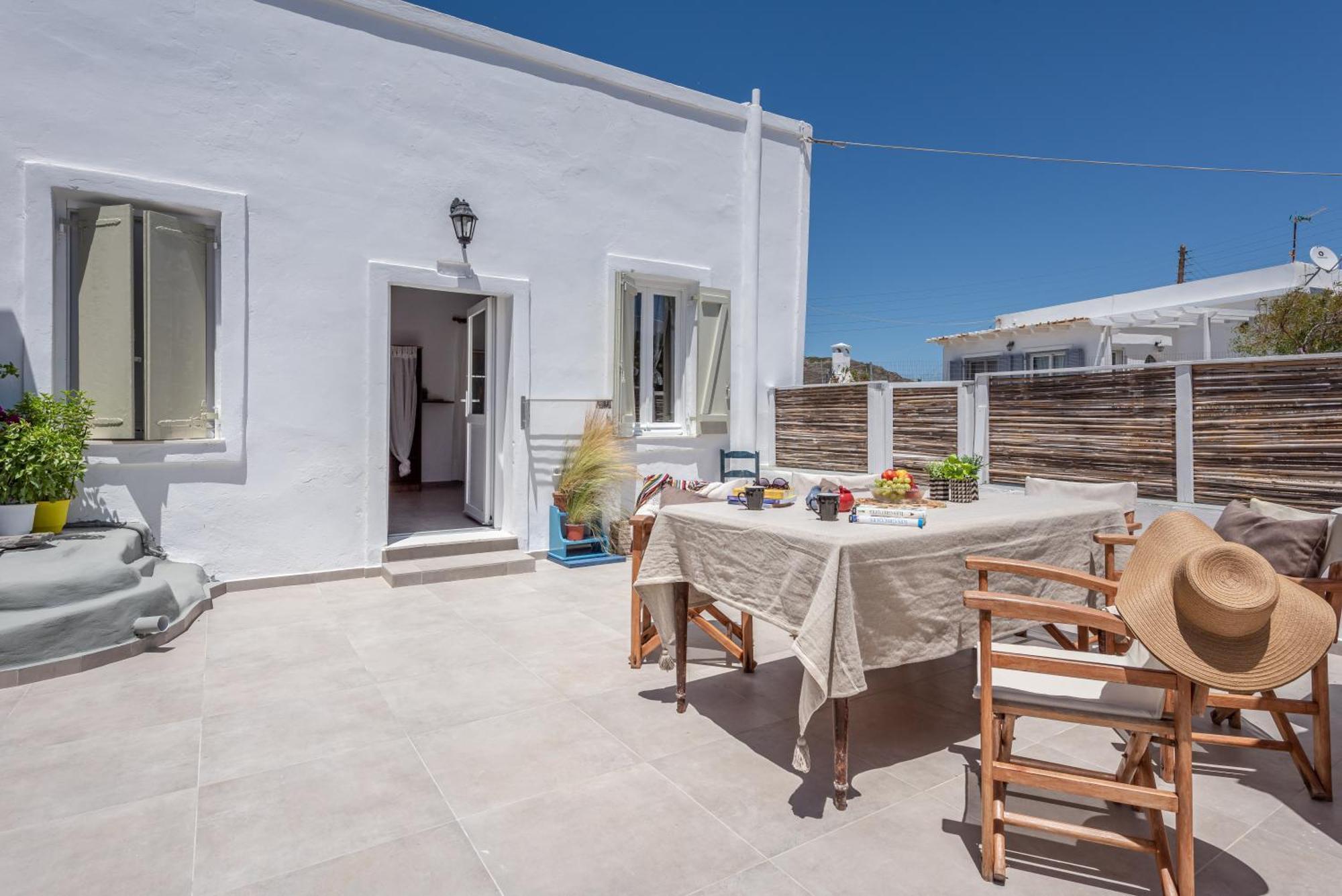 Plakes Sea View Apartment Plaka (Milos) Exteriér fotografie